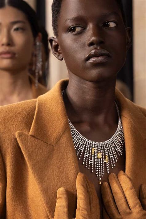 fendi mondkapjes|Fendi jewelry online.